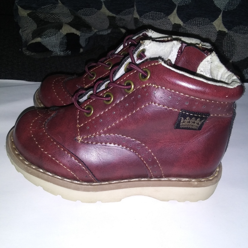 Size 6c toddler boy boots